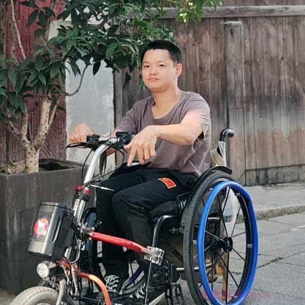 33岁岁湖北单身帅哥 - 攀枝花吉缘网